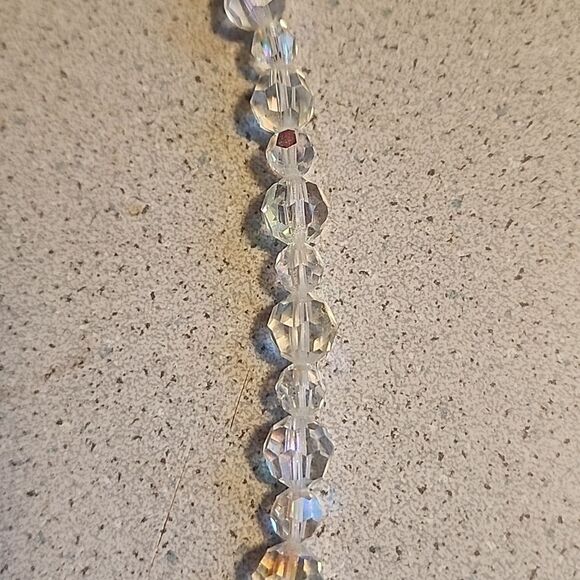 Elegant Crystal Beaded 19 inch Necklace - Picture 4 of 4